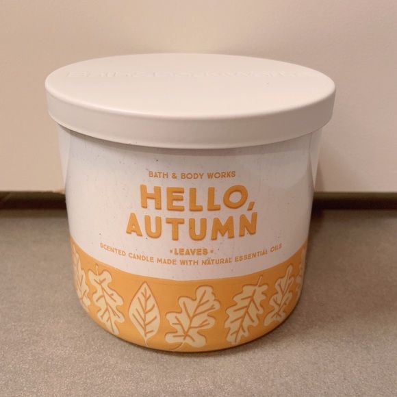 Bath and Body Works Leave candle - Picture 5 of 11